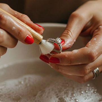 clean-jewellery -properly
