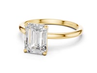 Emerald Claw Solitaire Ring - Gold
